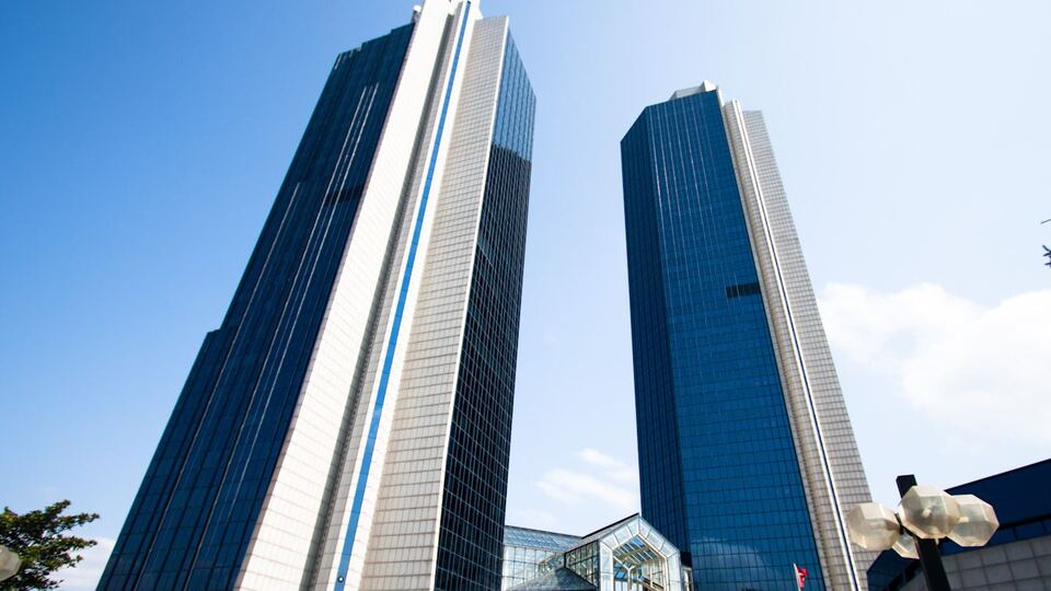 Sabancı Holding'den hisse satışı