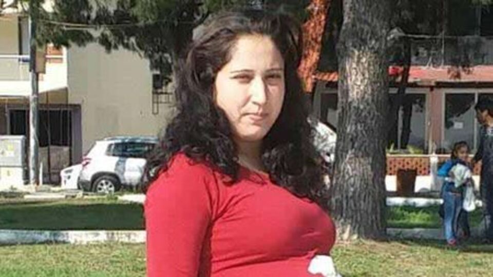 Bebeğini kucaklayamadan öldü!