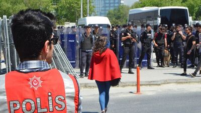 1 Mayıs'ta 15 bin polis görev yapacak