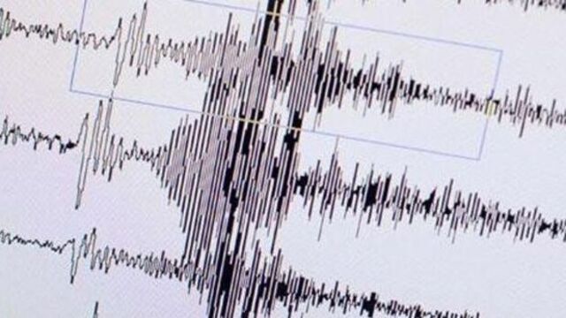 'Ateş Çemberi'nde korkutan deprem