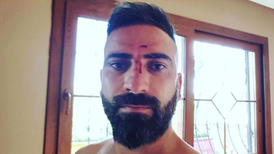 Trafikte 8 kişiyi tek başına dövdü