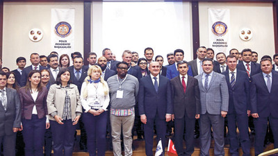 60 polis eğitim sertifikası aldı