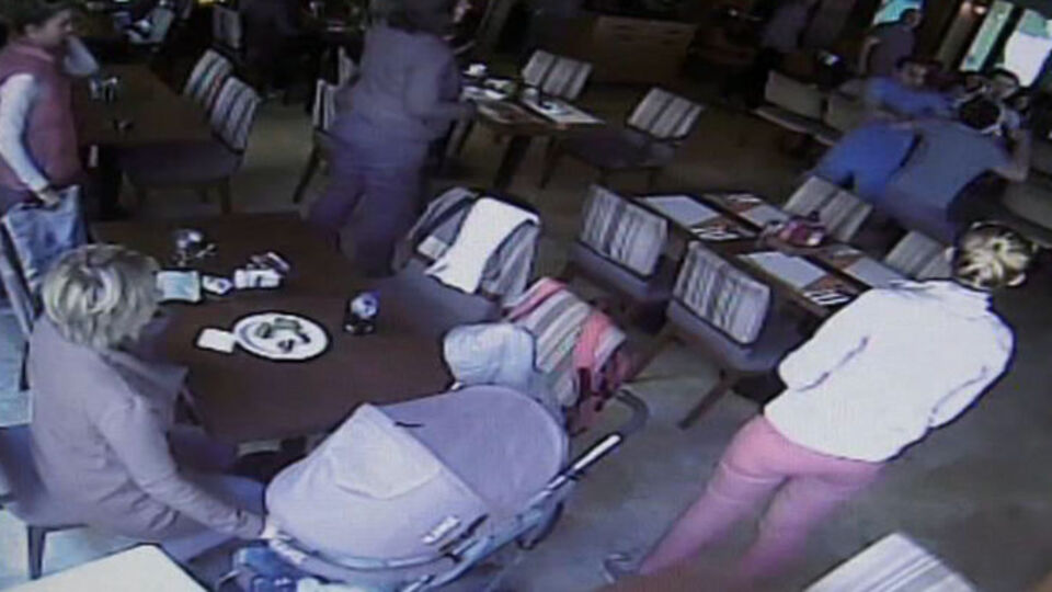 Kafe savaş alanına döndü!