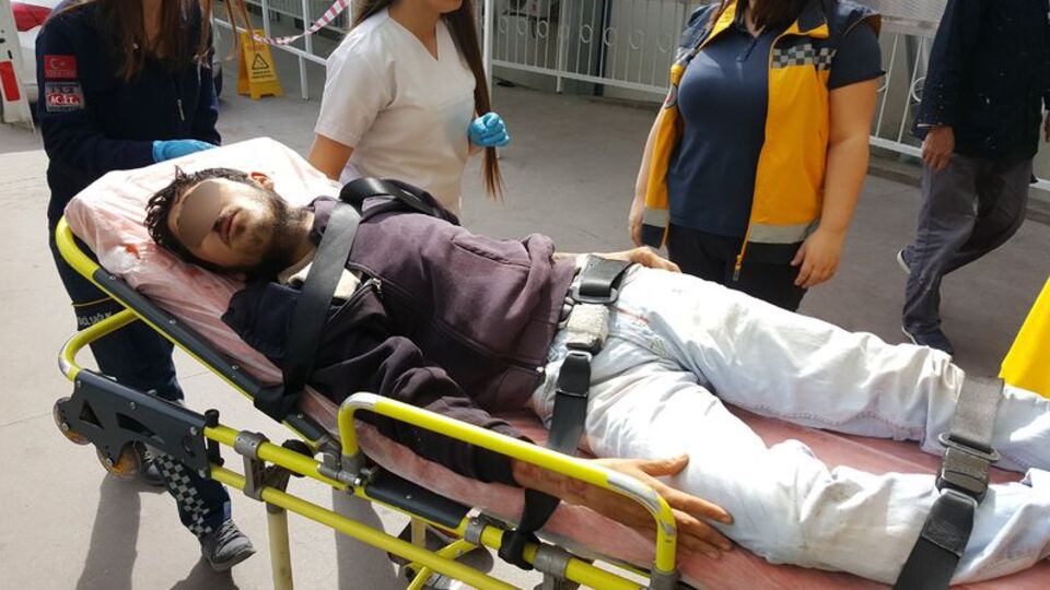 Bonzai kullanan genç hastanelik oldu