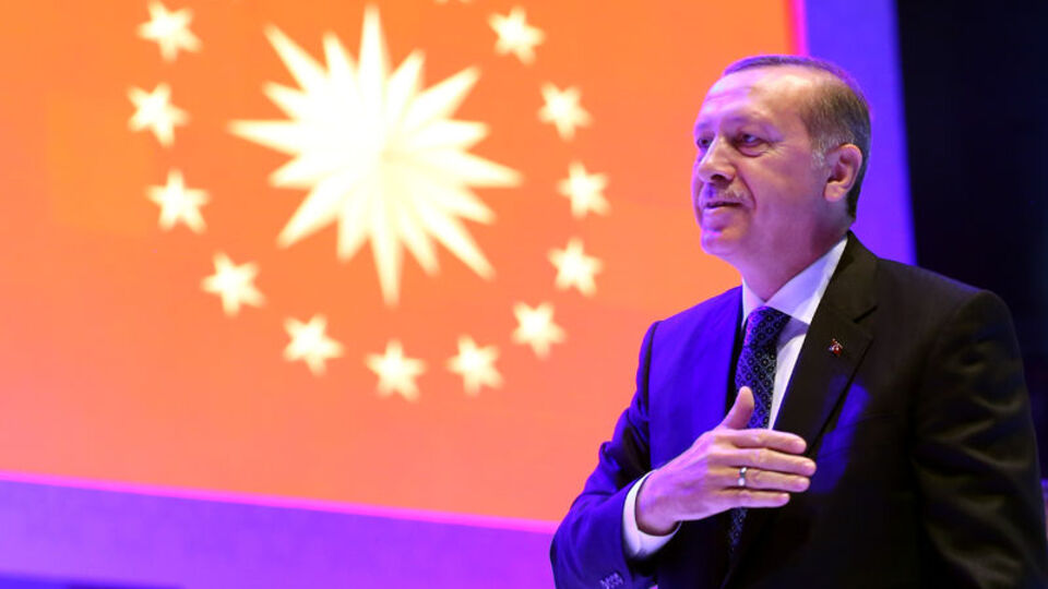 Kutlama mesajında önemli detay!