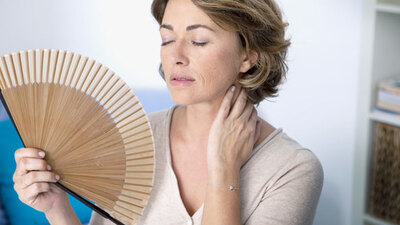 Menopoz evresinde böyle beslenin...