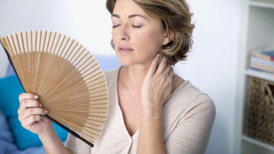 Menopoz evresinde böyle beslenin...