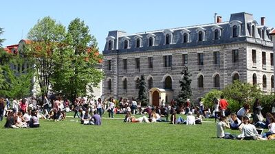 Üniversiteler ile ilgili düzenlemeler yolda