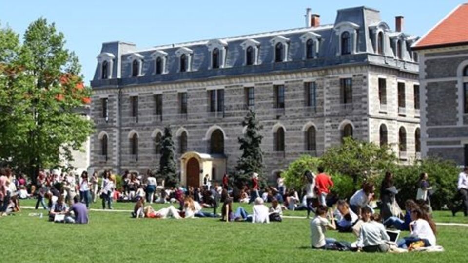 Üniversiteler ile ilgili düzenlemeler yolda