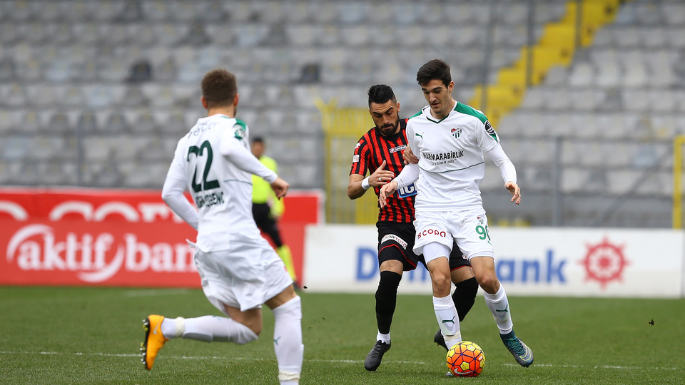 Hamzaoğlu'ndan sürpriz karar