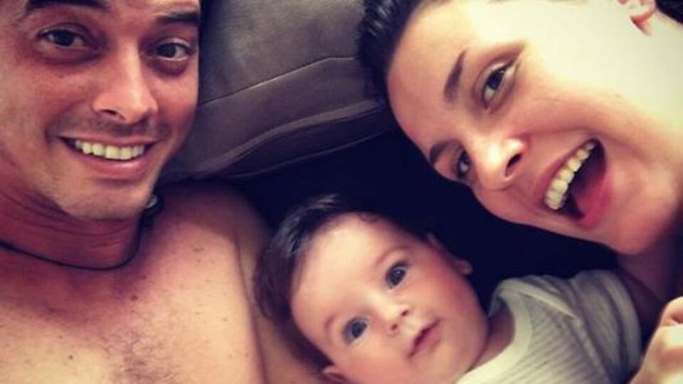 Alp Kırşan eşi ve bebeğiyle Dominik'te
