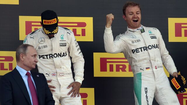 Nico Rosberg art arda 7. yarışını kazandı!