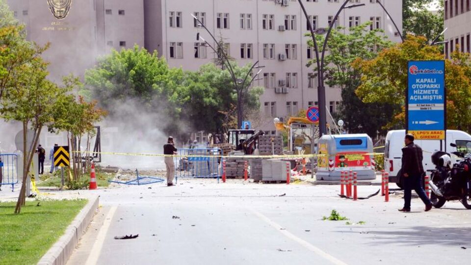 Canlı bombanın kimliği belli oldu!