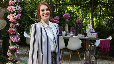 Davetin yıldızı Elçin