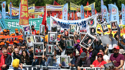 Ankara, İzmir ve diğer şehirlerde 1 Mayıs coşkusu