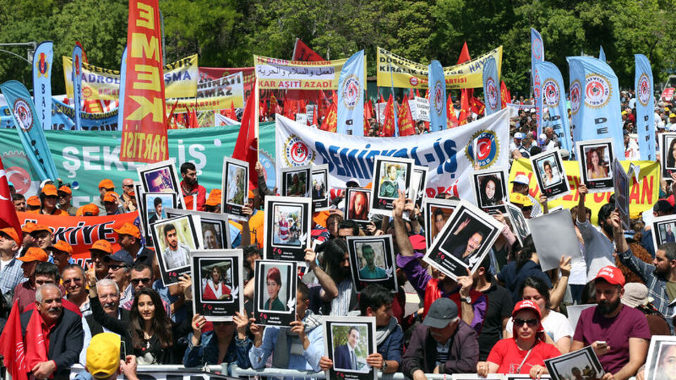 Ankara, İzmir ve diğer şehirlerde 1 Mayıs coşkusu