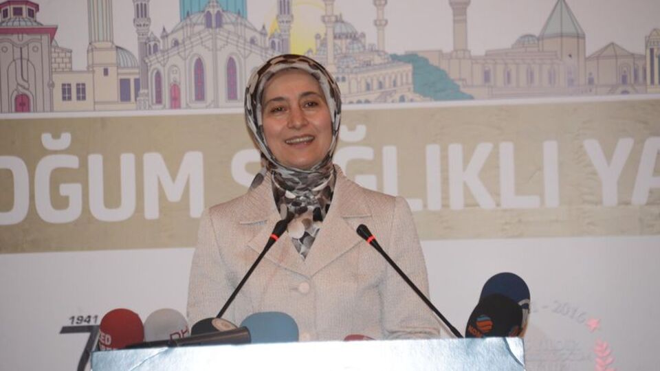 "Sezaryenle doğum oranının düşmesi için..."