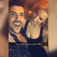 Burcu Esmersoy kendinden geçti