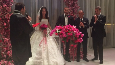 Cenk Tosun dünya evine girdi