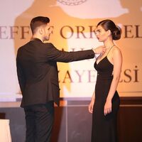 Yiğit, Nur'u siliyor!