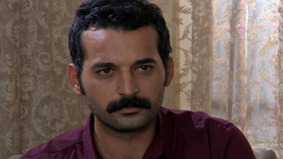 Ünlü oyuncu yeniden hakim karşısında!