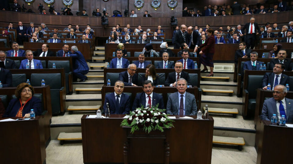 AK Parti grup toplantıları yapılacak mı?