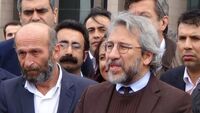 Can Dündar'a saldırı girişimi!