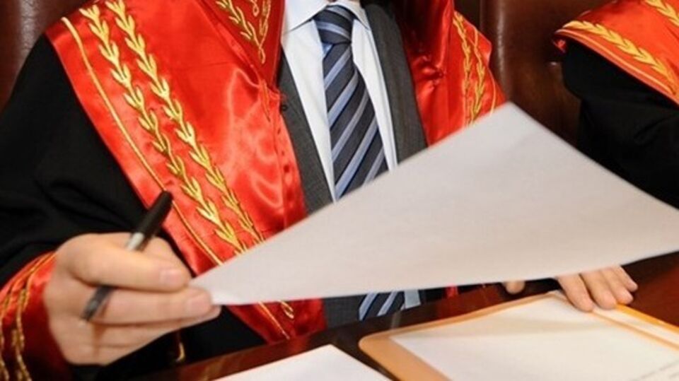 Yüksek yargıya neşter! Üyelerin tamamı değişiyor