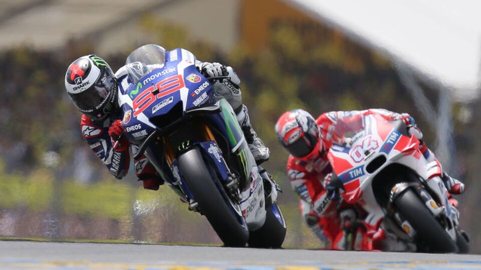 Jorge Lorenzo zirvede!