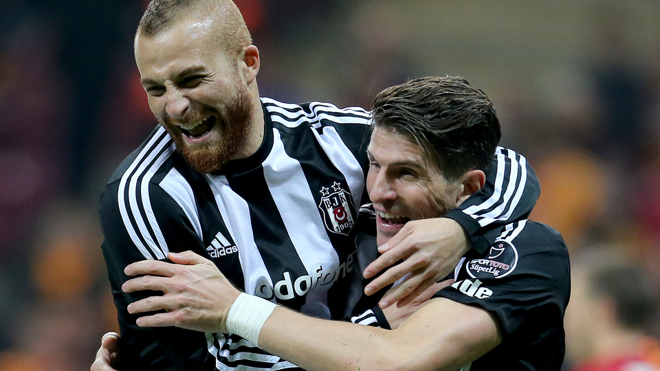 Beşiktaş'tan ezeli rakibine gönderme!