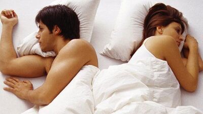 Kadınlar erkeklerden daha çok uyuyor!