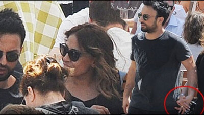 Tarkan ve eşi Pınar Dilek balayında