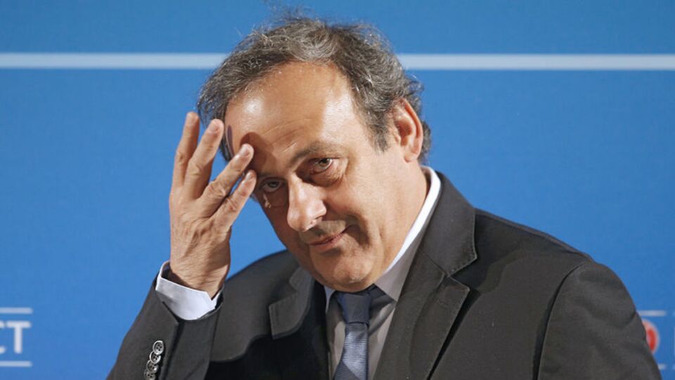 Platini bırakıyor!