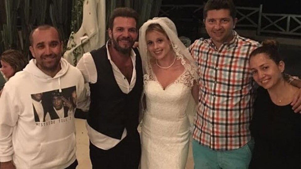 Ünlü oyuncu evlendi