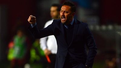 O soruya kızdı, yayını terk etti...