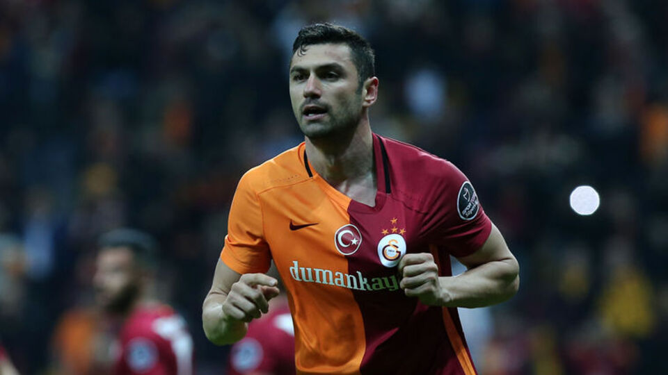 Burak'tan F.Bahçe'ye 4. yıldız göndermesi