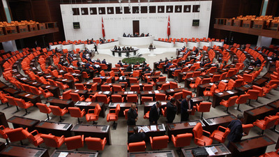 Partili Cumhurbaşkanlığı tartışması! Kabul edilmesi için ne gerekiyor?