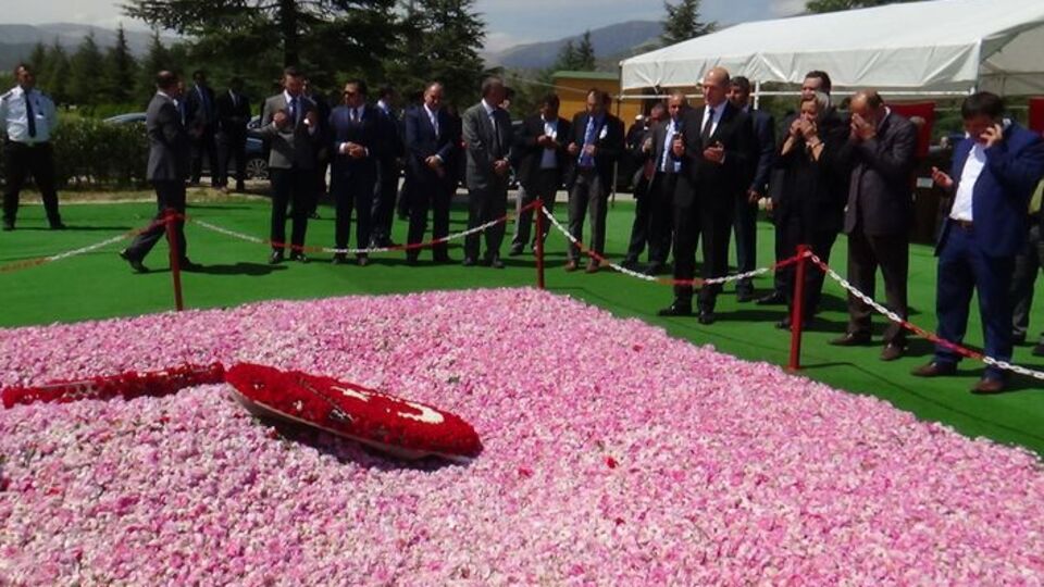 Şevket Demirel son yolculuğuna uğurlandı