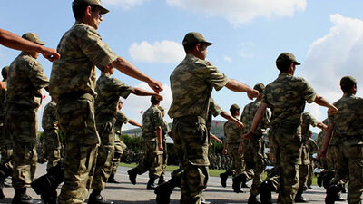 Türk ordusunda kadın general var mı? Milli Savunma Bakanı yanıt verdi!