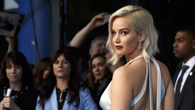 Vajinasına yumruk attı!