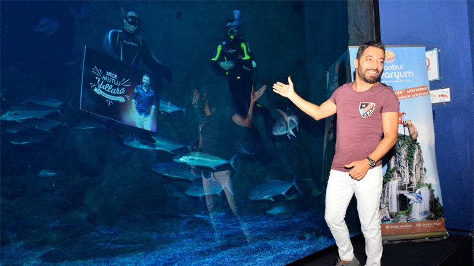 Aşkım Kapışmak'a sualtında sürpriz doğum günü