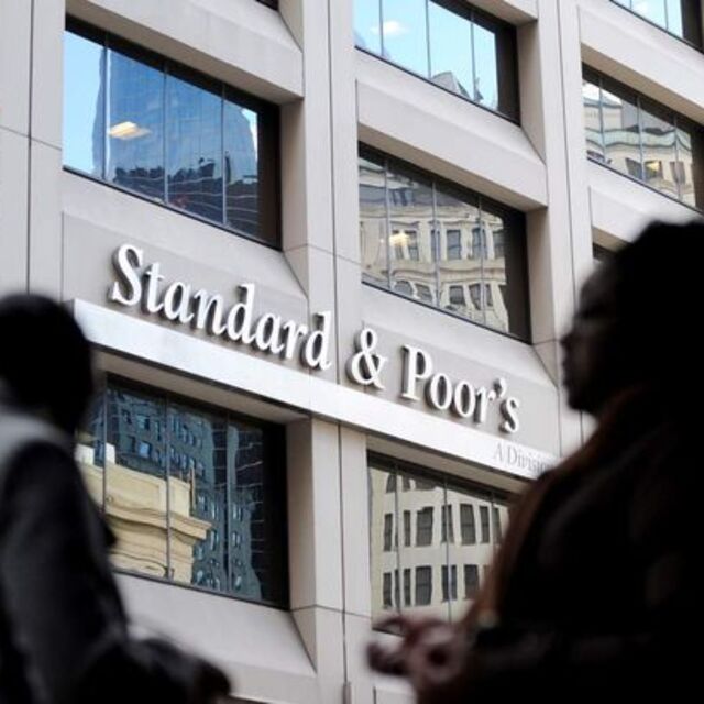S&P Mısır ve Karadağ'ın not görünümünü düşürdü