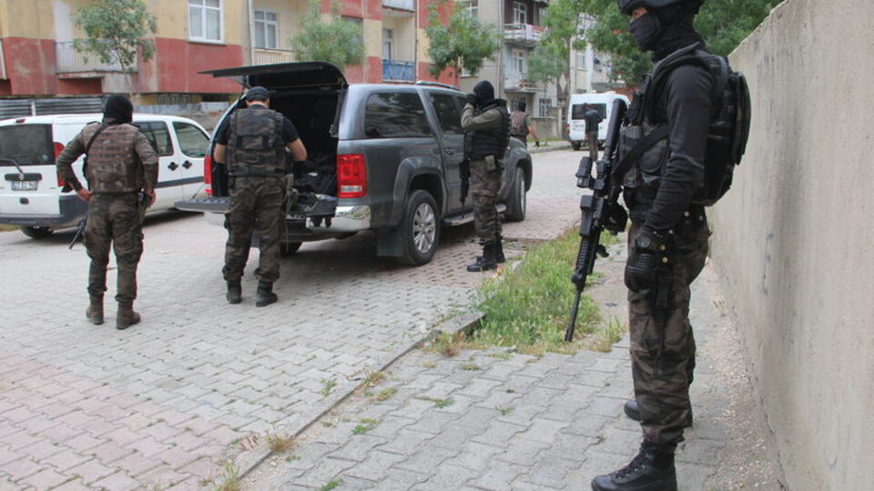 DAEŞ yöneticisi ve infazcısı yakalandı!