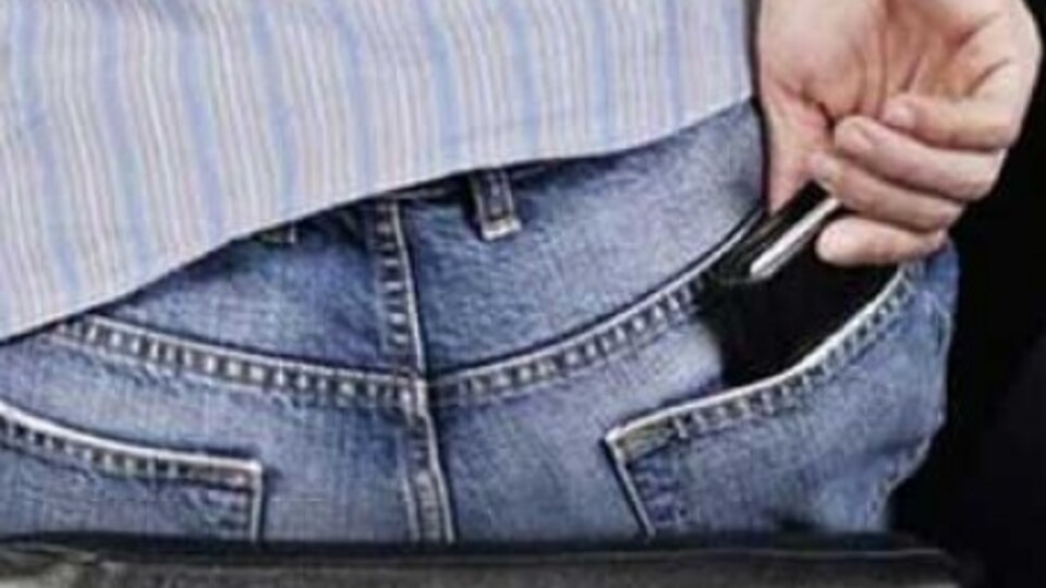 Arka cepte cüzdan taşıyanlar dikkat!