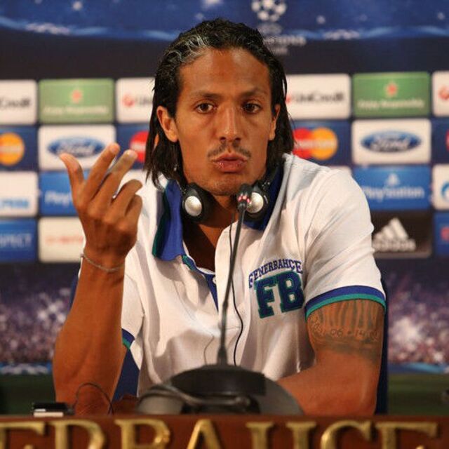 Alves ayrılıyor mu?