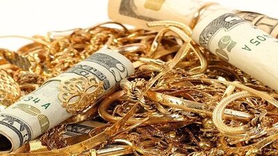 Altında tarihi zirve, dolar yükseliyor