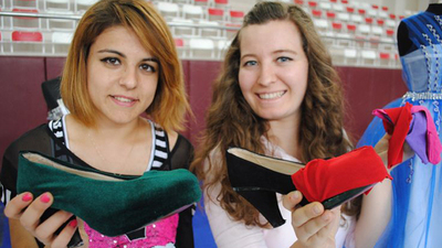 Bu ayakkabılar renk değiştiriyor!