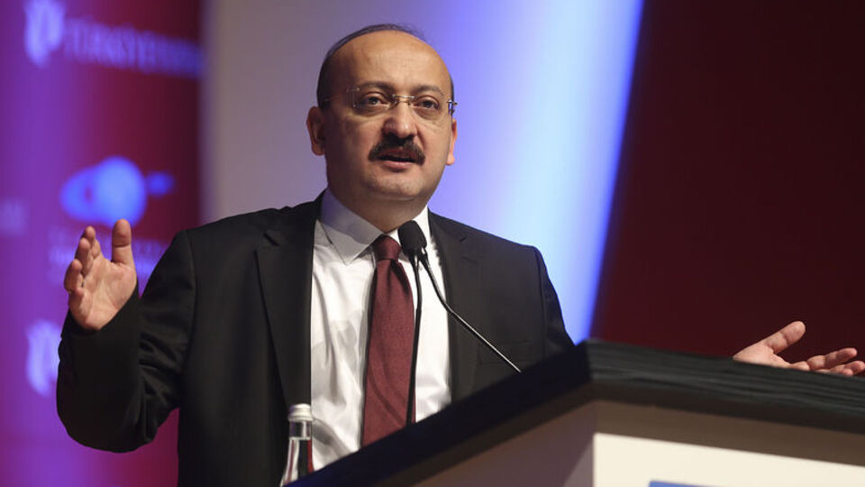 Akdoğan: Yine kin kusmuş