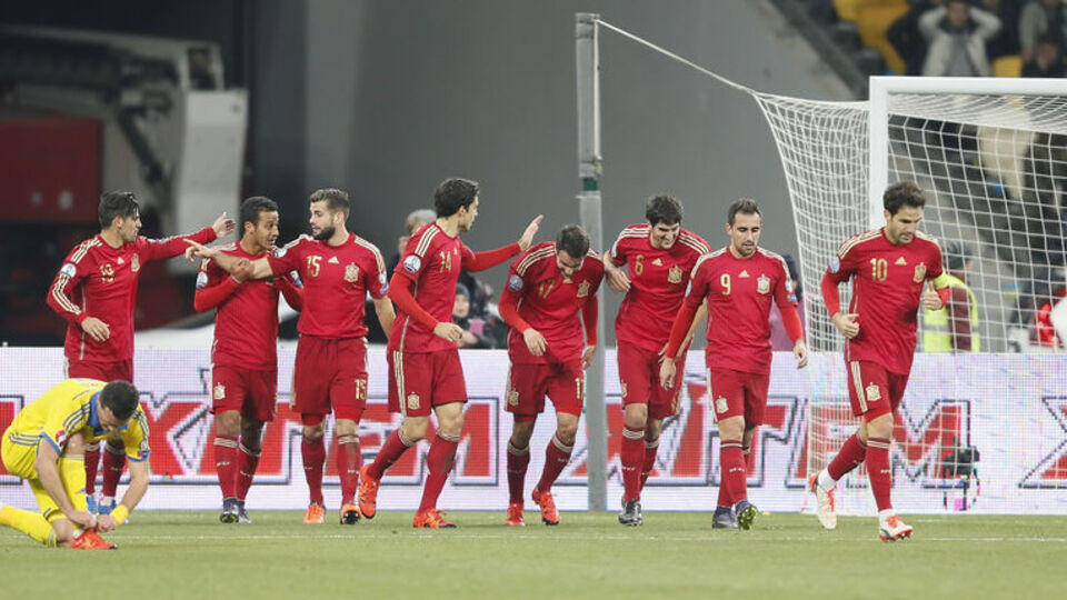 İspanya'dan sürpriz kadro