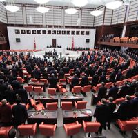 'Dokunulmazlık'ta ilk tur referanduma işaret